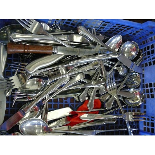 298 - TRAY OF GOOD QUALITY CUTLERY. INC STAINLESS STEEL AND PLATED.