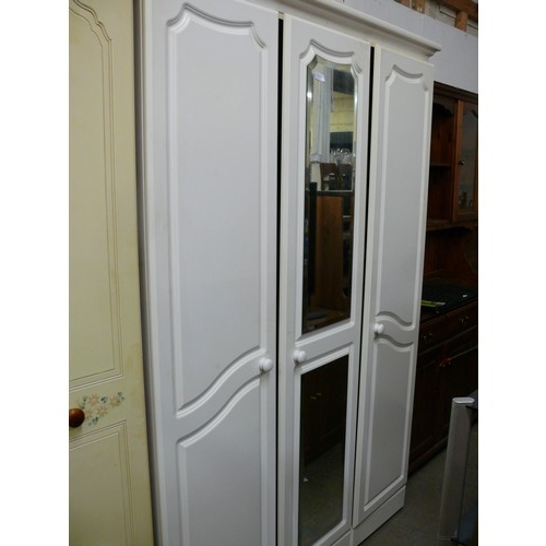 356 - TRIPLE WARDROBE IN WHITE WITH MIRROR - 56