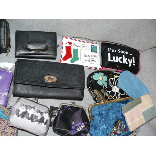 363 - 16 X VARIOUS PURSES, WALLET, COSMETIC BAGS INCLUDING A NEW PHONE CASE IN PACKAGING, FIORELLI BLACK L... 