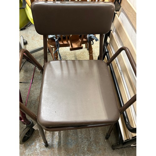 443 - COMMODE CHAIR WITH PAD DROP IN SEAT