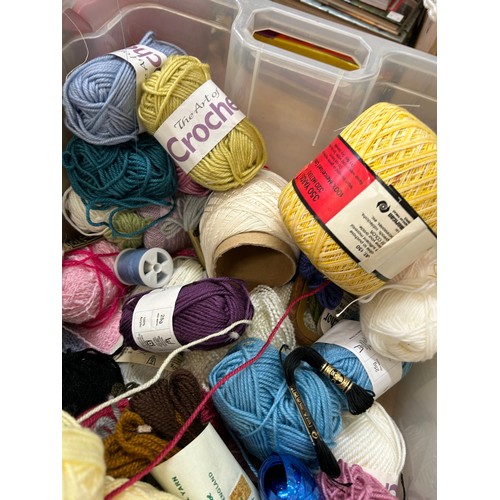 437 - BOX OF MIXED BALLS OF WOOL AND EMBROIDERY THREADS