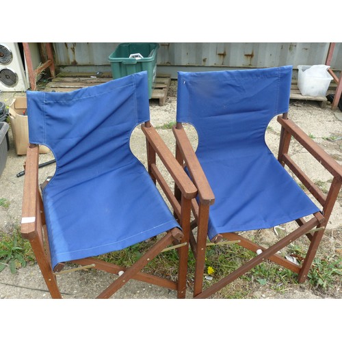 407 - PAIR OFWOODEN FRAMED DIRECTORS CHAIRS WITH BLUE FABRIC