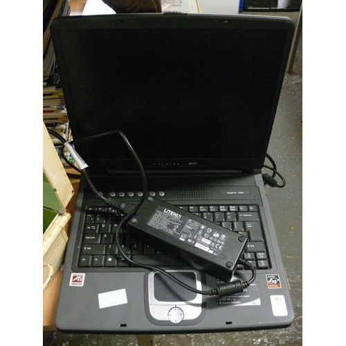 254 - ACER ASPIRE 1501LMi LAPTOP WITH LARGE LITE-ON CHARGER.