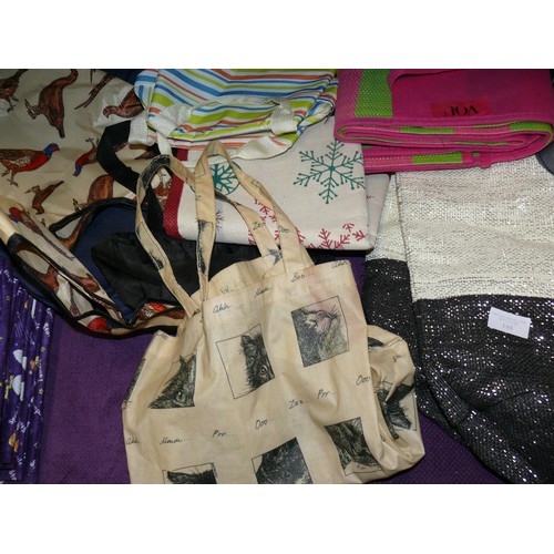 188 - SPARKLY BAG, PICNIC BAG MAT, SHOPPERS ETC