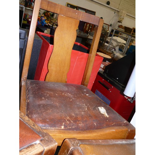 304 - 4 X 1940'S OAK CHAIRS IN ART DECO STYLE WITH DROP-IN LEATHERETTE SEATS.