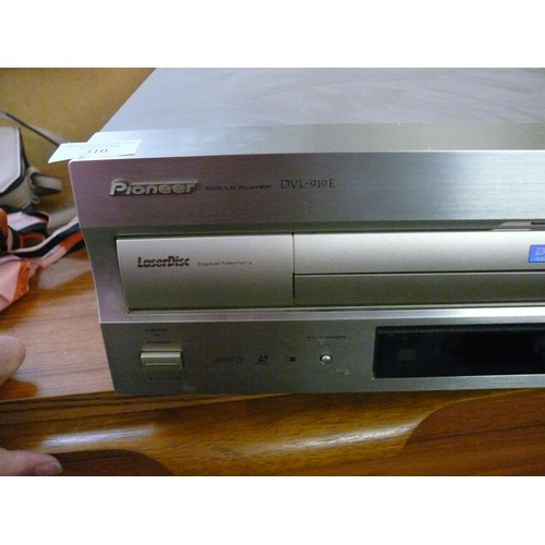 310 - PIONEER DVD LD PLAYER - DVL 919E