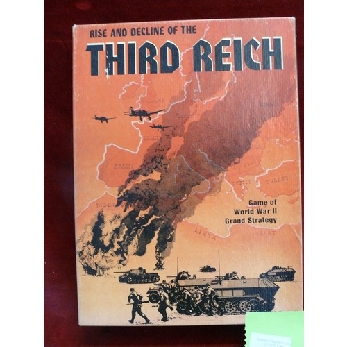 12 - RISE AND DECLINE OF THE THIRD REICH, GAME OF WORLD WAR II GRAND STRATEGY, PUNCHED