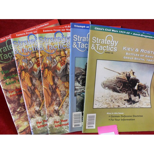 29 - STRATEGY & TACTICS MAGAZINES Nr 188, 190, 214x2, 217 - KIEV & ROSTOV, THE GAUNTLET, THE BATTLE OF CH... 