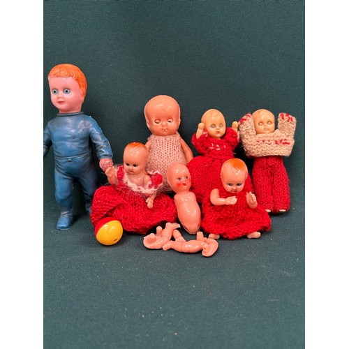 344 - 6 x 1950's  hard plastic miniature dolls made in England and Hong Kong, one by Roddy. Includes a boy... 