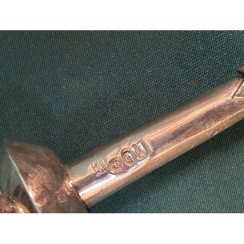 64 - An unusual 19th Century Russian silver script pointer, or Yad, for the Jewish Torah. Assayed 1878 Mo... 