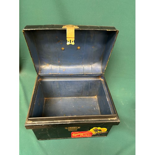 349 - An Edwardian tin trunk with brass fittings - ideal toy treasure chest!