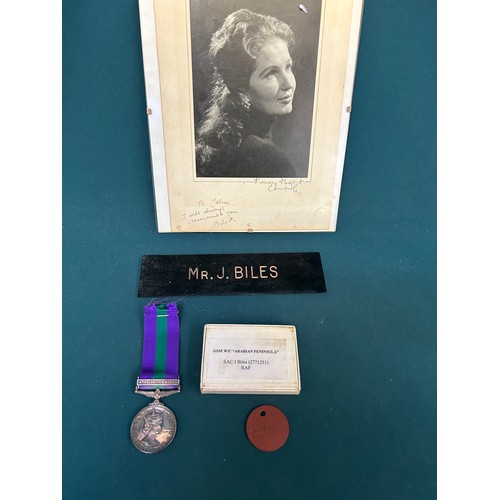 123 - A General Service Medal with Arabian Peninsula (1957 - 62) Clasp awarded to Senior Aircraftman J Bil... 