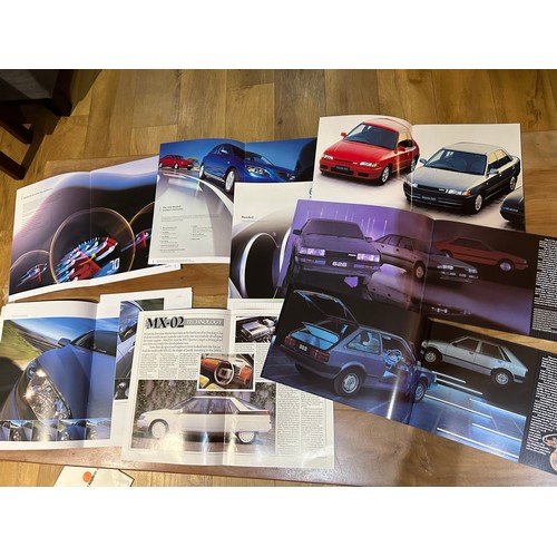 395 - Automobilia Ephemera / Car Brochures: Mazda including :- Mazda 2 (2004), Mazda 3 (2004), RX8 (2004),... 