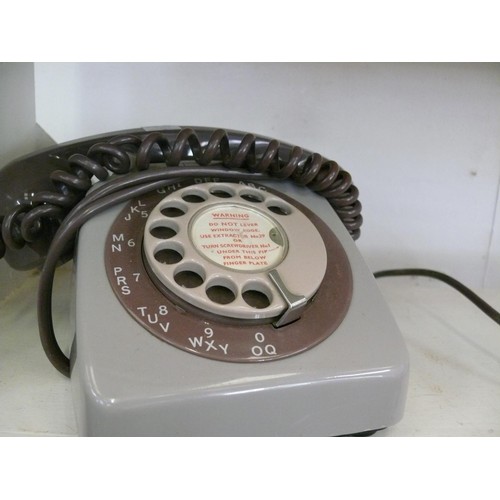 99 - VINTAGE GREY GPO DIAL TELEPHONE