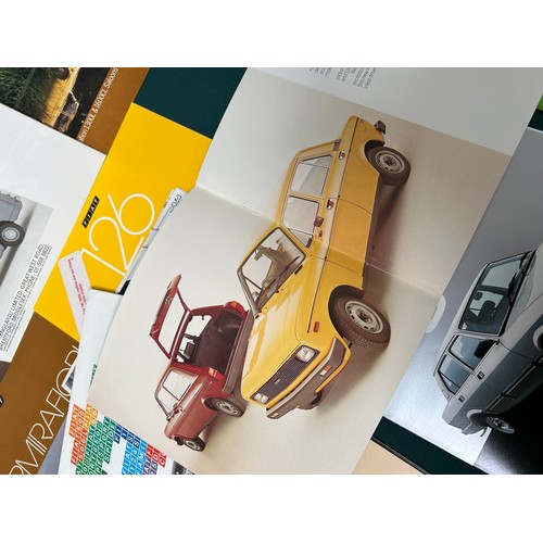 371 - Automobilia Ephemera / Car Brochures: Fiat: including 128 (1979), Strada (1981), Supermirafiori (197... 