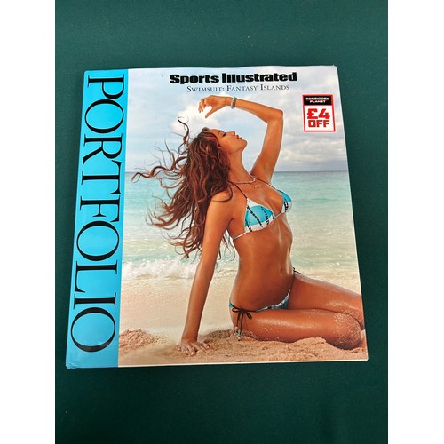 246 - Sports Illustrated - Swimsuit Portfolio: Fantasy Islands - 2011 Issue - Very good condition in wrapp... 