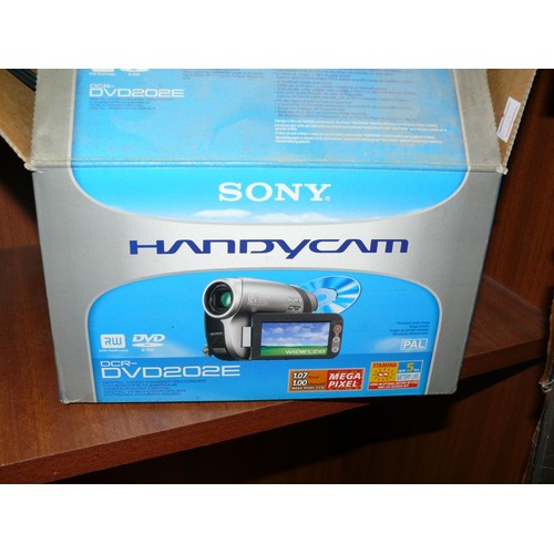 166 - SONY HANDYCAM DVD202E WITH ORIGINAL BOX