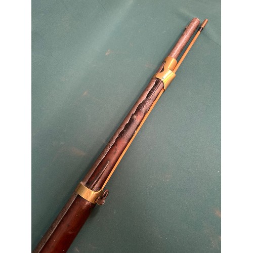 106 - An antique .65 bore French 1854 dated St Etienne percussion carbine - overall length 43 inches - wit... 