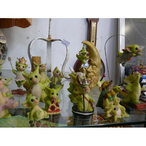 156C - A LARGE COLLECTION OF THE WHIMSICAL WORLD OF POCKET DRAGONS FIGURES