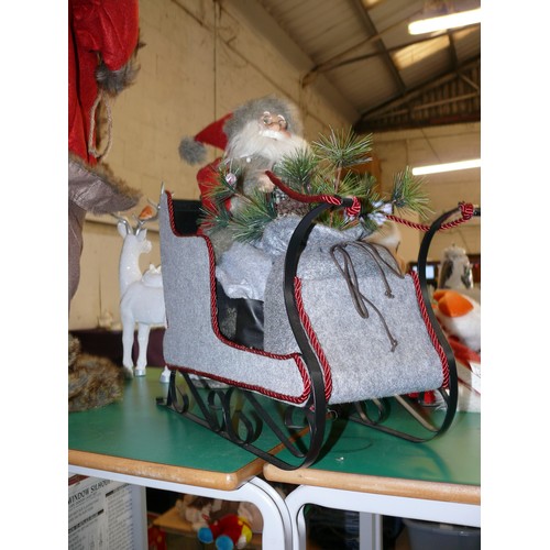 419 - SANTA AND SLEIGH