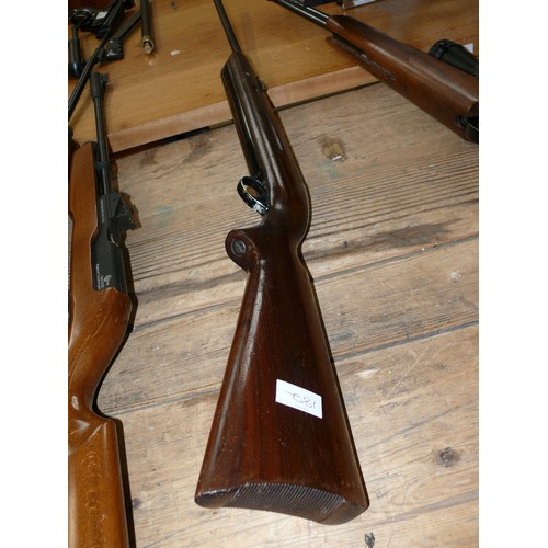 182 - B S A AIRSPORTER AIR RIFLE GO16124 22MM UNDER LEVER IN GOOD ORDER