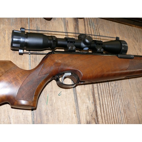 191 - AIR-ARMS TX200 AIR RIFLE  LEFT HANDED plus scope
Air Arms
Mechanism
Under Lever
License
No Licence

... 