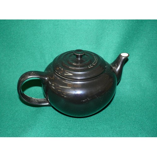 126A - BLACK CERAMIC LE CRUESET TEAPOT