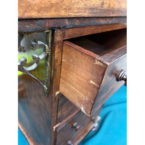 516 - Victorian rosewood veneered Davenport desk 4 drawers and dummy drawers the other side. The sloping t... 