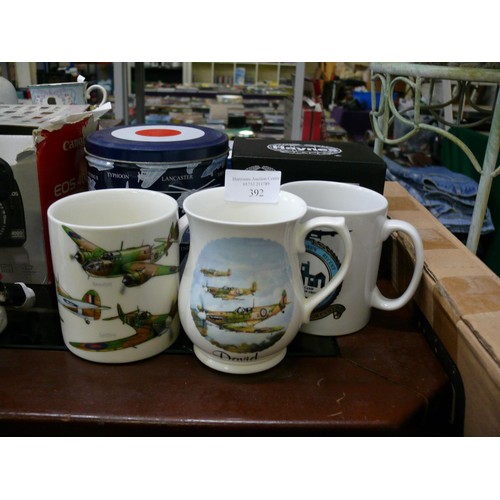 392 - COLLECTION OF AEROPLANE MUGS TO INCLUDE A NEW HAYNES SPITFIRE COLOUR CHANGING MUG AND A RAF LANCASTE... 