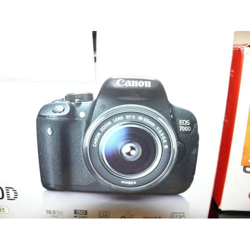 393 - CANON EOS400D DIGITAL CAMERA IN ORIGINAL BOX