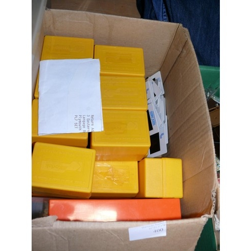 400 - BOX OF VARIOUS SLIDES