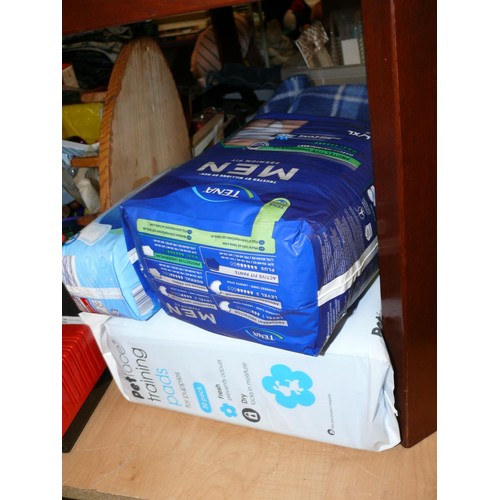 479 - NEW PACKS OF INCONTINENCE PADS FOR MEN, LADIES AND DOGS