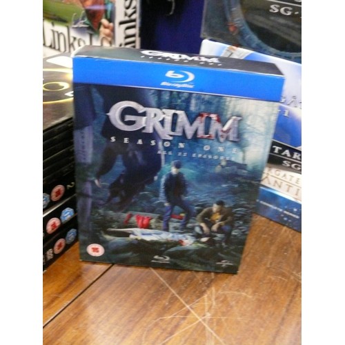 446 - GRIMM SEASON 1-5 BOXSETS ON BLU-RAY