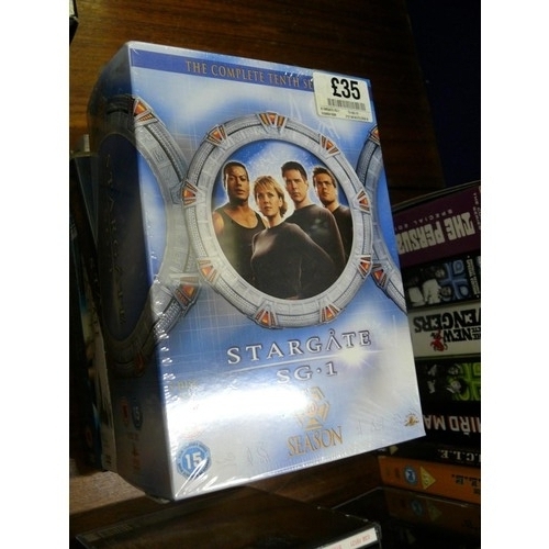 447 - STARGATE SG-1 SEASON 1 DVD BOX SET PLUS SEASONS 9 & 10 SEALED DVD BOXSETS AND STARGATE ATLANTIS SEAS... 