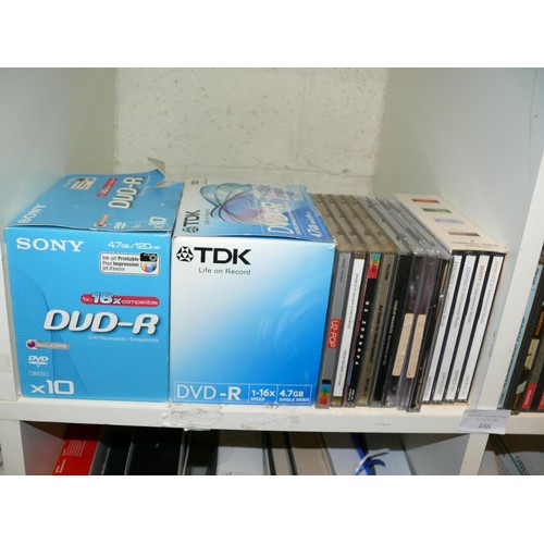 486 - 5 CUBES OF VARIOUS CD'S TO INCLUDE THE WHO, THE JAM, U2, SMALL FACES, T-REX, THE ROLLING STONES, BLA... 