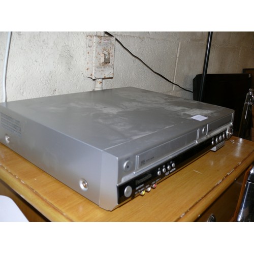 512 - PANASONIC DVD RECORDER DMR-EZ45V