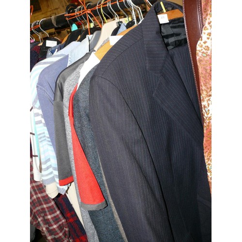 435 - GOOD QUALITY MENS SUIT AND 2 JACKETS SIZE 40