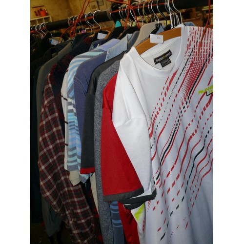 436 - MENS SPORTING T-SHIRTS, POLO SHIRTS AND JUMPERS