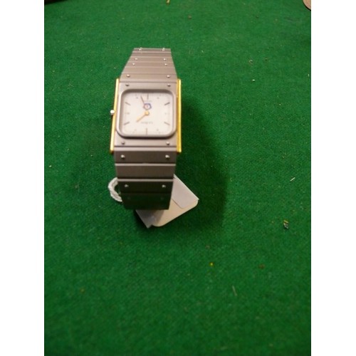 8 - LE ROY QUARTZ ADGAS WATCH ADVERTISING ITEM