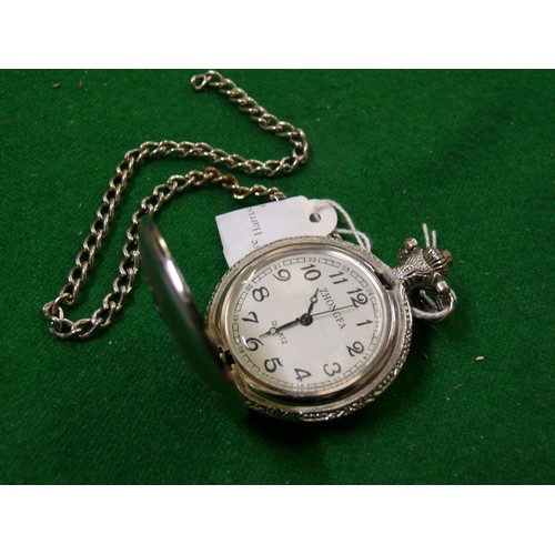 27 - ISLAMIC LOVELY SILVER METAL POCKET /FOB WATCH WITH CHAIN AND PICTURE OF KAABA EID ISLAM MECCA WORKIN... 