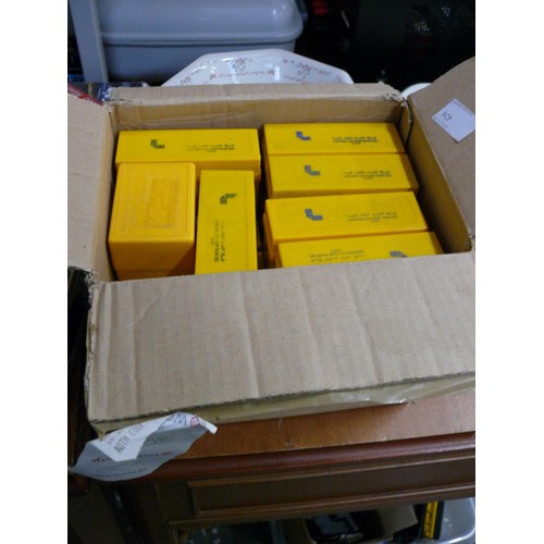 426 - BOX OF VARIOUS SLIDES