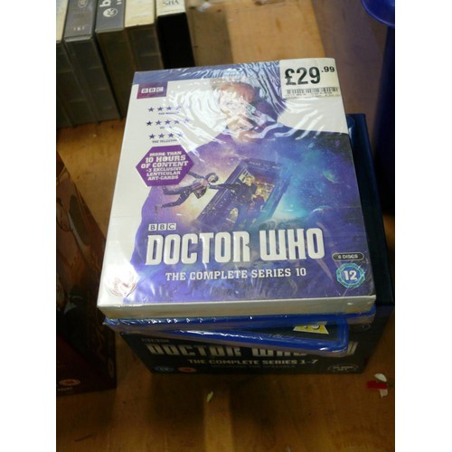 465 - DOCTOR WHO THE COMPLETE SERIES 1-7 ON BLU-RAY PLUS DOCTOR WHO MATT SMITH CHRISTMAS SPECIALS, THE DAY... 