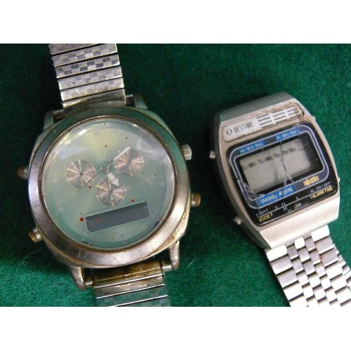 20 - COLLECTION OF MENS WATCHES