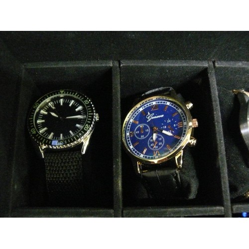 35 - A WATCH DISPLAY BOX WITH 23 NEW OR NEARLY NEW WATCHES A LOT OF WHICH ARE WORKING FINE, REFER TO PHOT... 