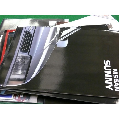 373 - Automobilia Ephemera / Car Brochures: Nissan. Includes 100NX (1992), Primera (1993), Sunny (1993 & 1... 