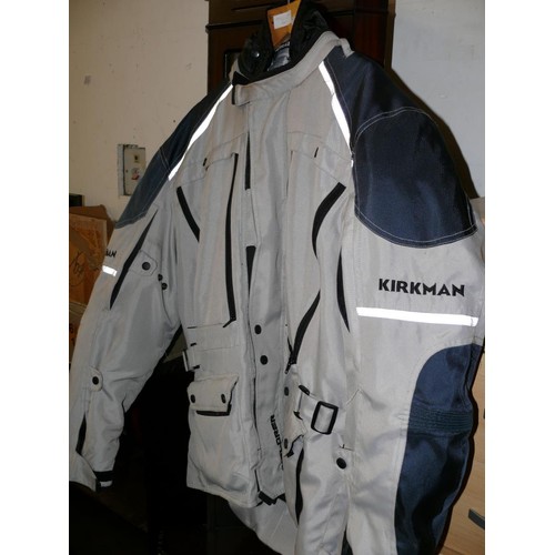 555 - KIRKMAN 2XL MOTORCYCLE JACKET AND TROUSERS ZIP TOGETHER