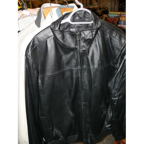 557 - 5 GOOD QUALITY GENTS JACKETS AND JUMPERS