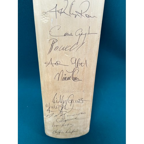 331 - A cricket bat signed by 17 of the West Indian team - Sherwin Campbell, Chris Gayle etc - 1990's play... 