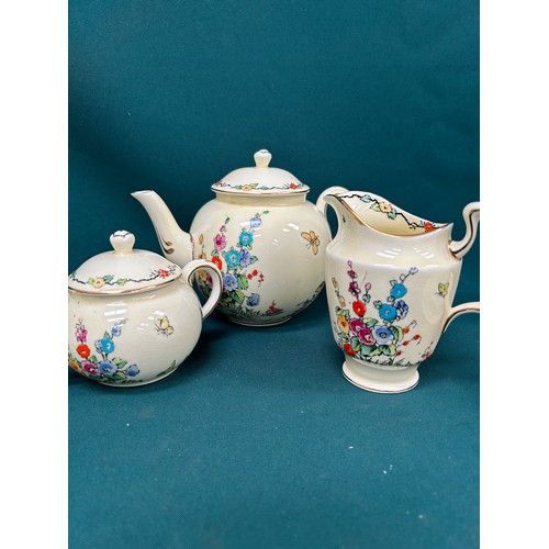 192 - A 1930's Crown Staffordshire bone china 21 piece teaset in the very pretty 