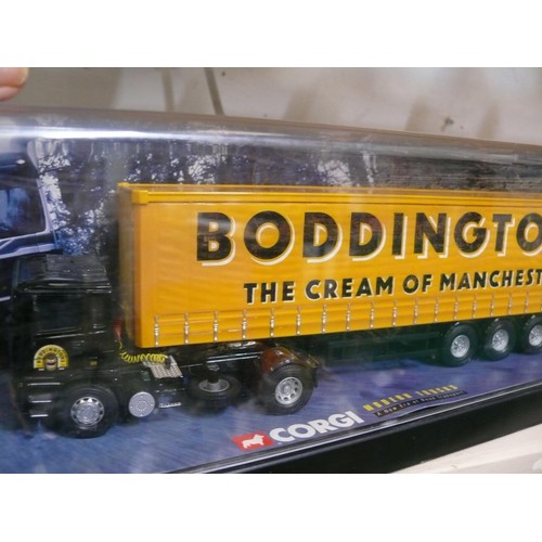 73 - CORGI BODDINGTONS DREY ARTICULATED LORRY (CASED)